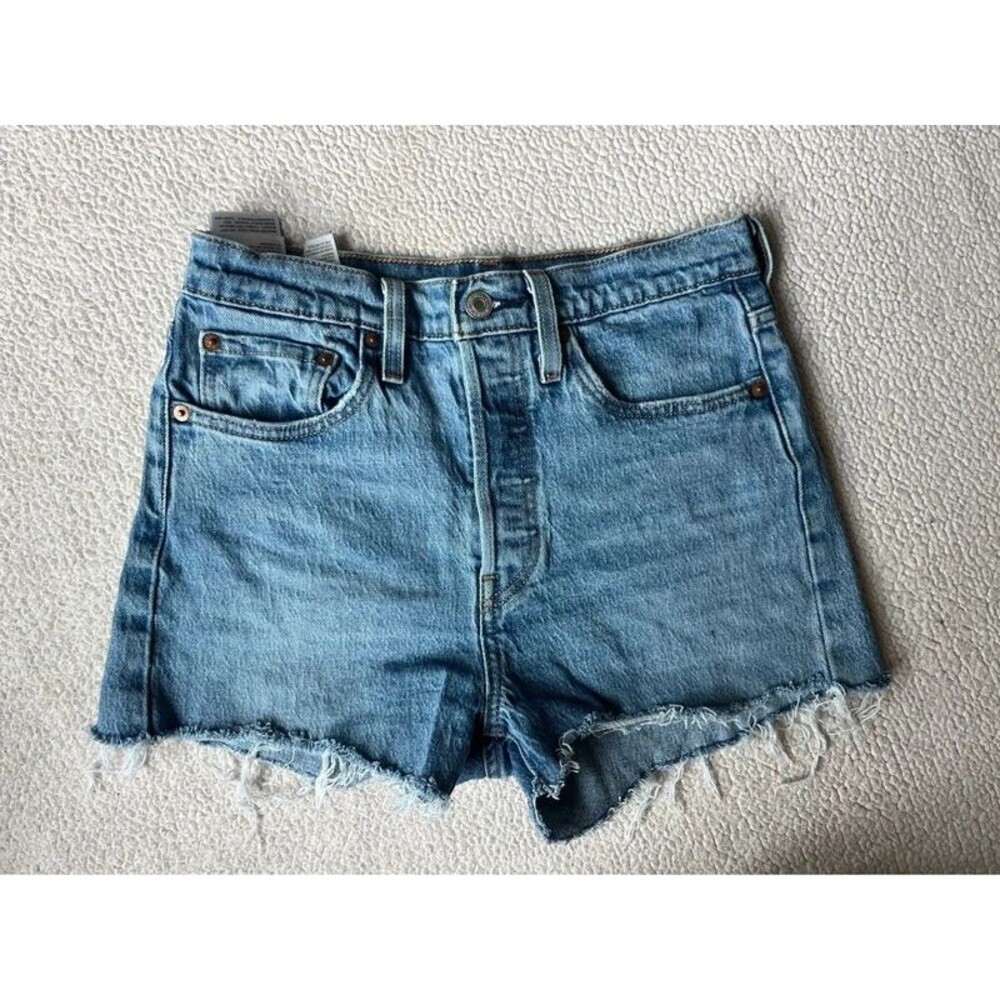 Levi’s 501 High Waisted Denim Shorts 27 W 32 L